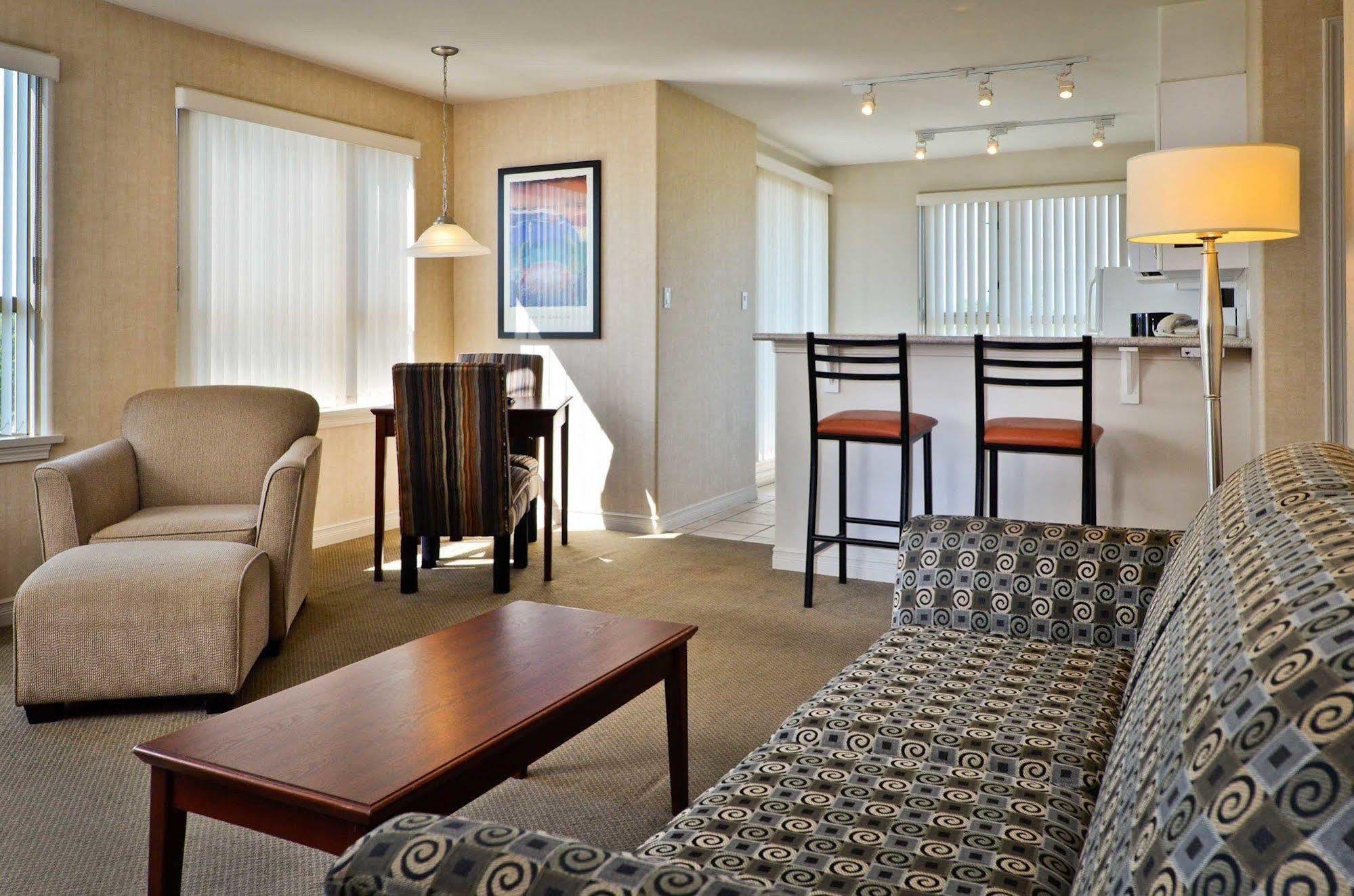 Sandman Suites Surrey - Guildford Exteriör bild